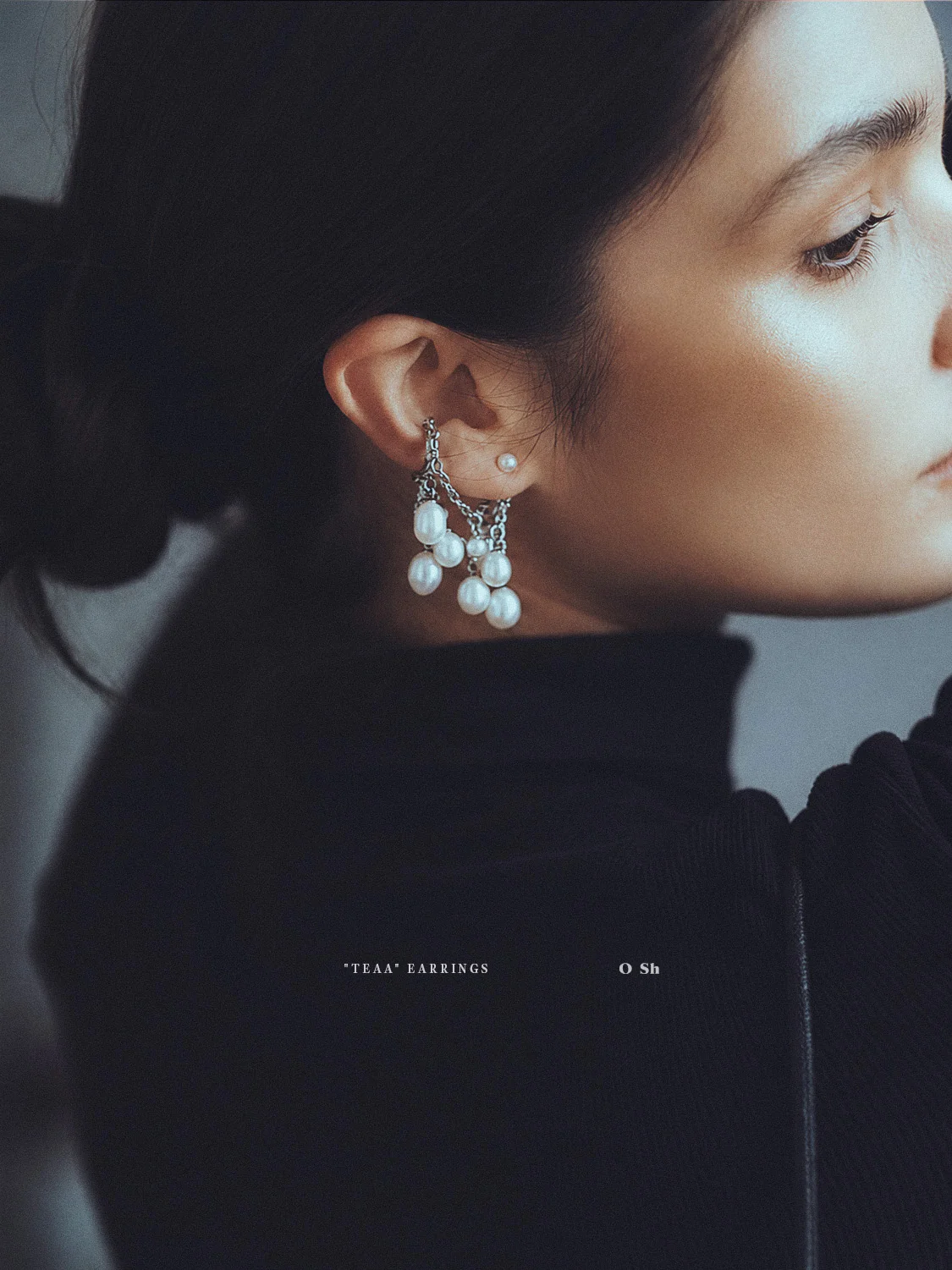 "TEAA" EARRINGS SILVER - Image 2